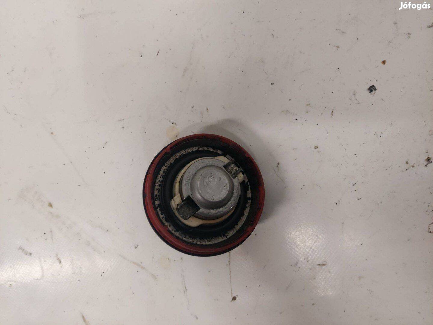 Mercedes tanksapka diesel