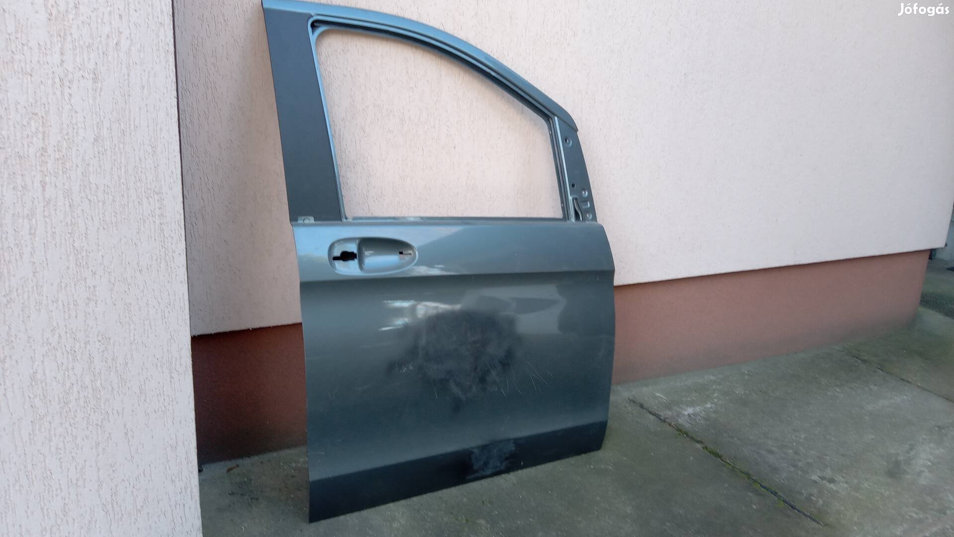 Mercedes v-klasse jobb első ajtó