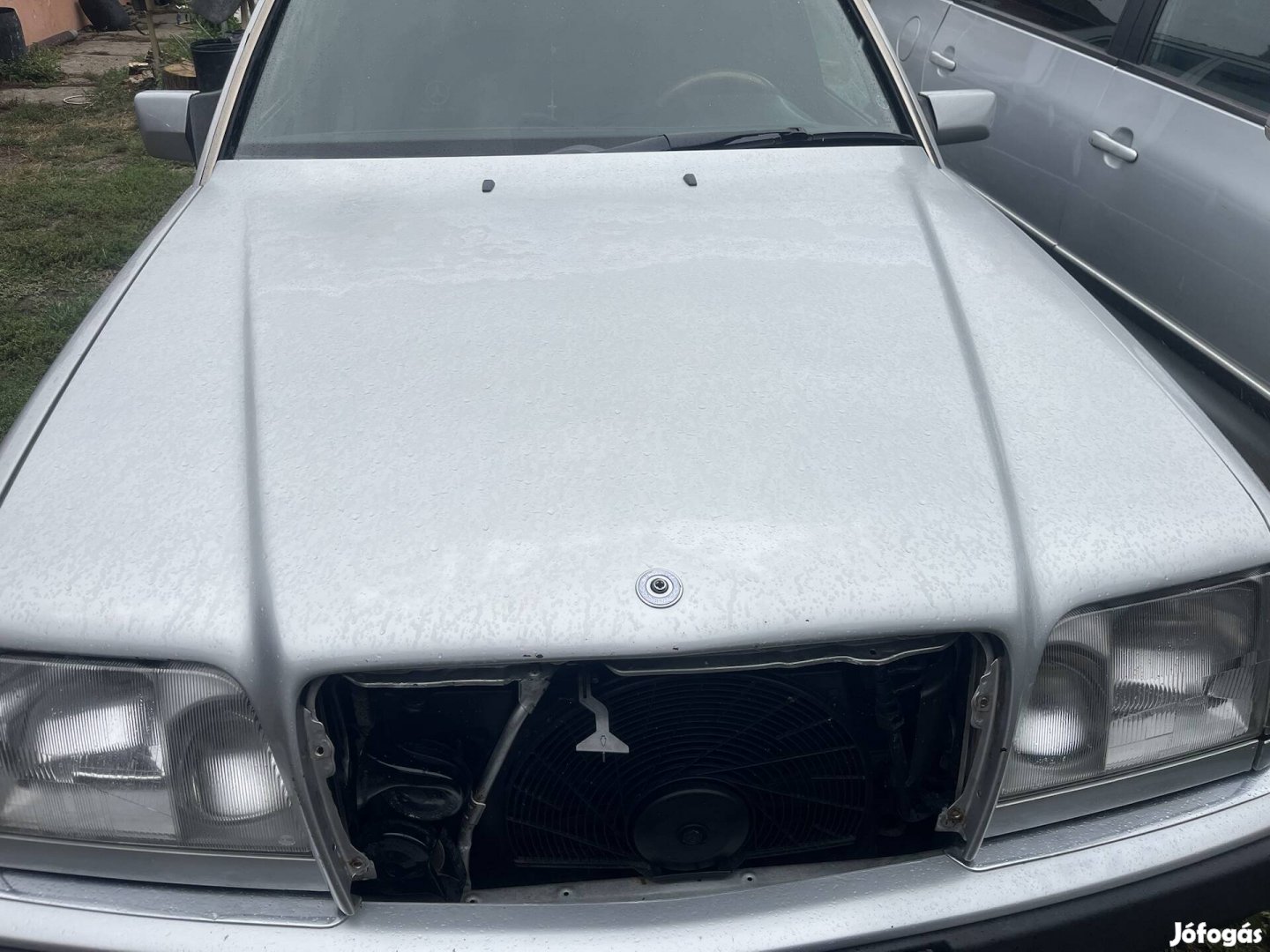 Mercedes w124 motorháztető