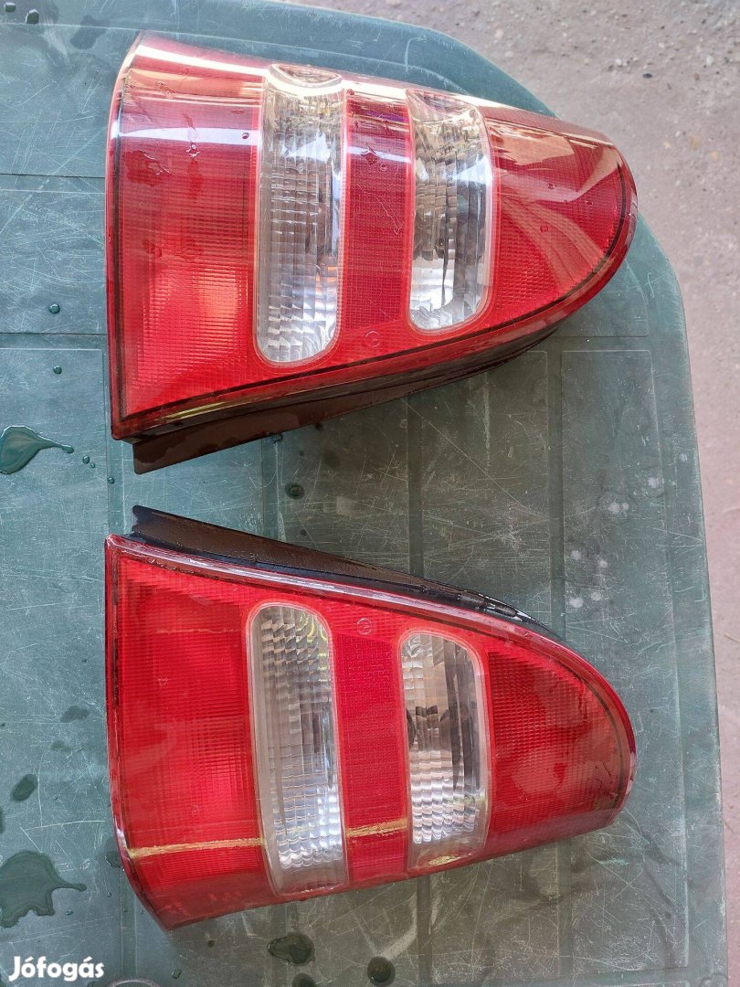 Mercedes w168 lámpa