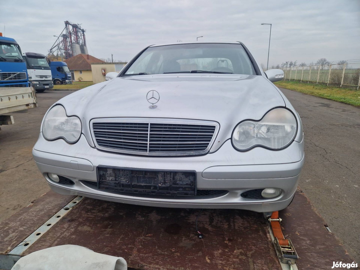 Mercedes w203 alkatrészek