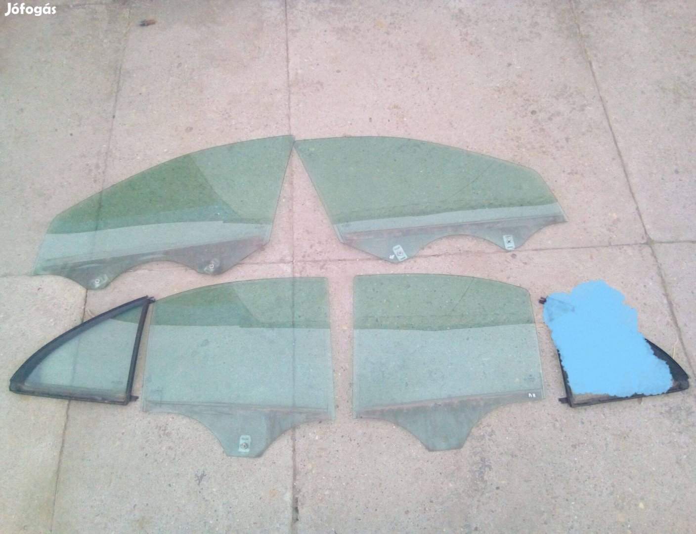 Mercedes w203 szedán, oldal ablak üveg. Személyesen!