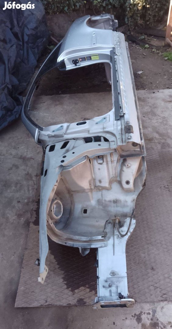 Mercedes w209 clk, bal oldali üres karosszéria