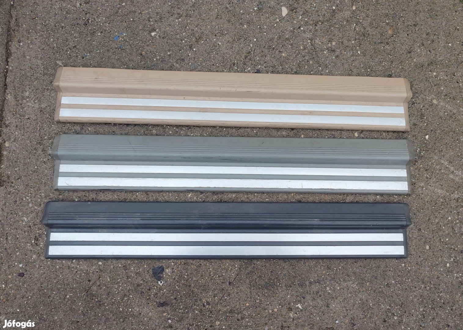 Mercedes w210 küszöb takaró. 3 színben