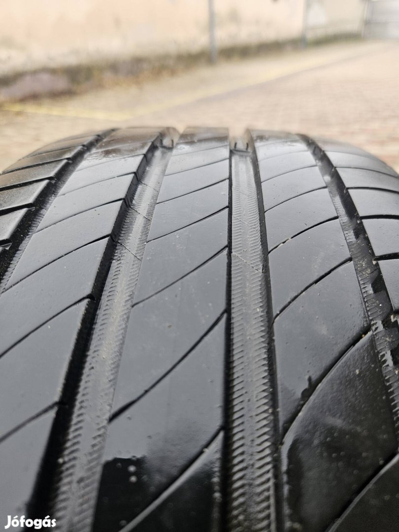 Mercedes w211 17 colos alufelni garnitúra Michelin 2351 DOT nyári 