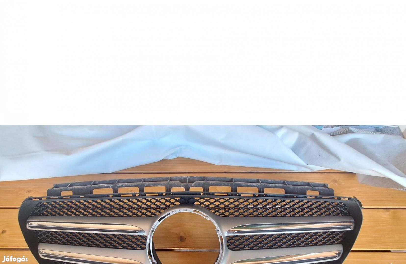 Mercedes w213 hűtörács gyári