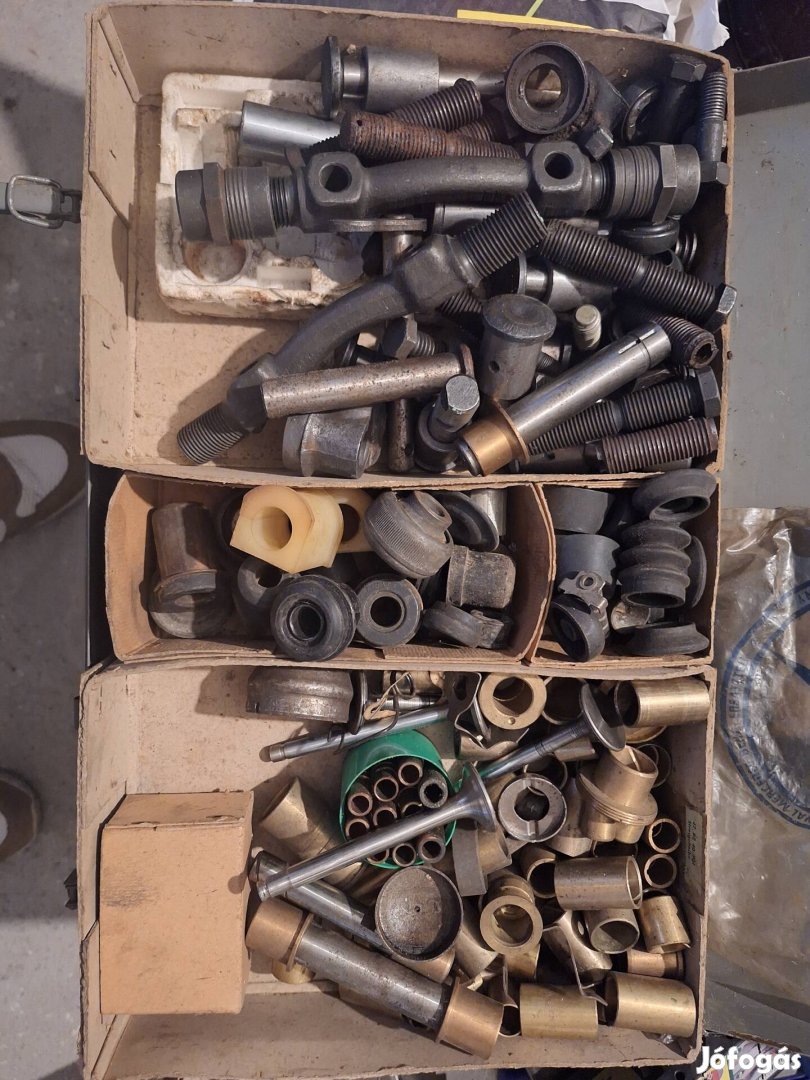 Mercedes w 111 alkatrészek