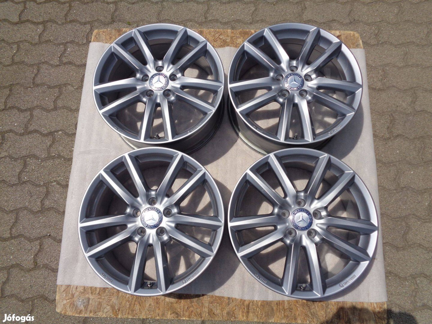 Mercedesre alufelni 18-as, nyomás szenzorral, mint az új eladó