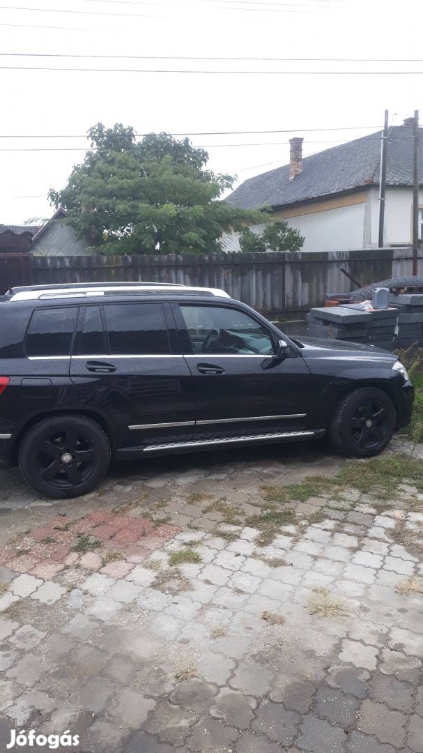 Mercedesz Glk 320 cdi 4matik csere érdekel