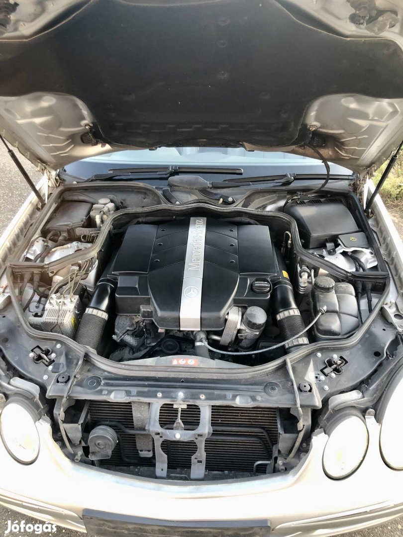 Mercédesz W-211, E-240 Komplett motor eladó!