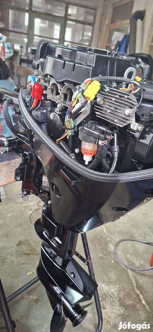 Mercury 20le önindítós 4ütemű rövid tribes csónakmotor 