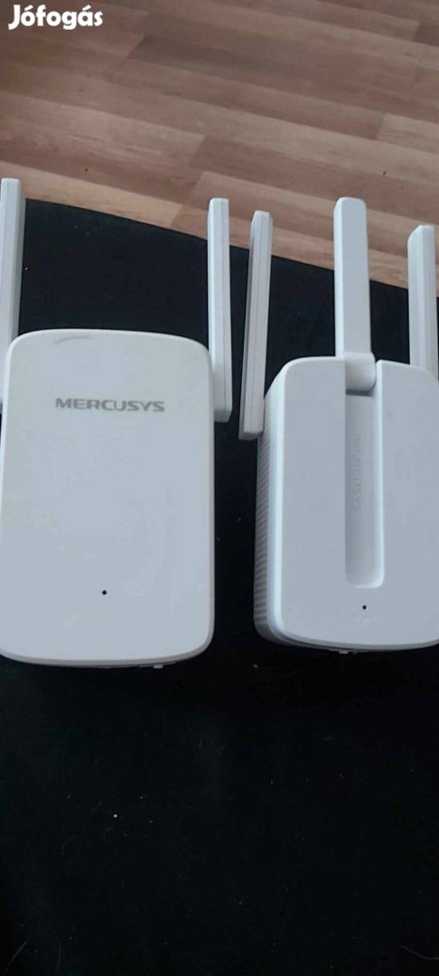 Mercusys ME30 + Mercusys MW300RE 2 db egyben eladó Mercusys ME30 AC12