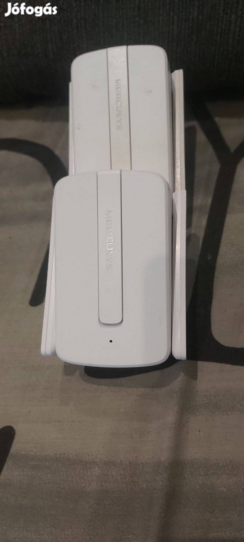 Mercusys MW300RE Wi-Fi range extender 2 DB egyben eladó