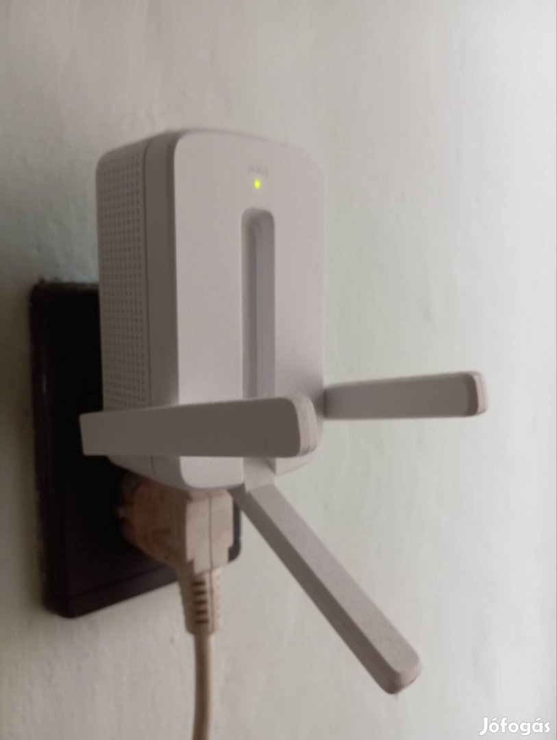 Mercusys MW 300RE Wifi jelerösítő eladó 