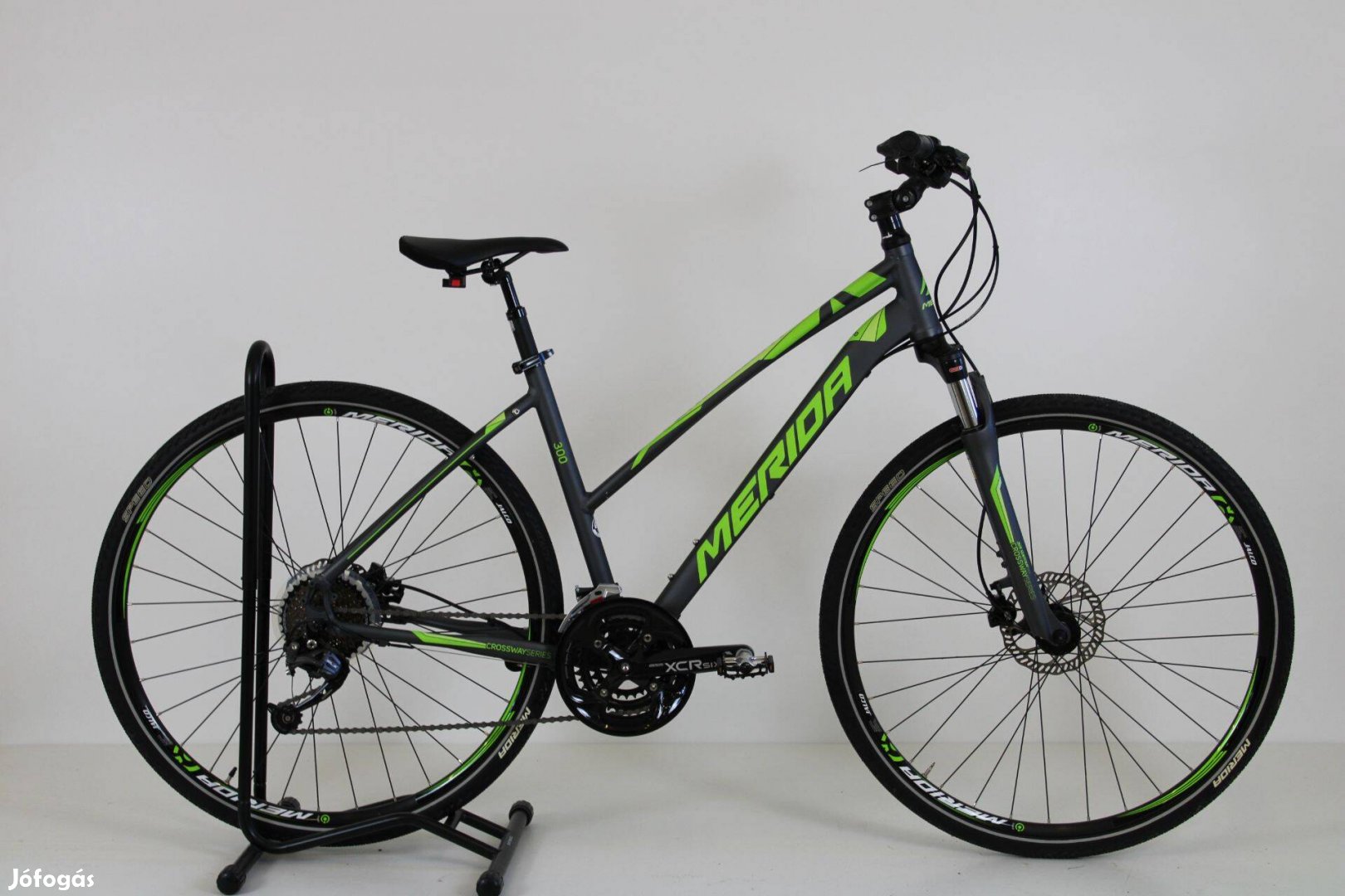 Merida Crossway 28"-os Trekking kerékpár, 50cm/M
