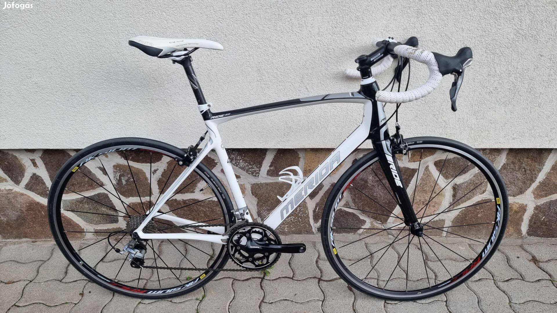 Merida Ride karbon országúti kerékpár