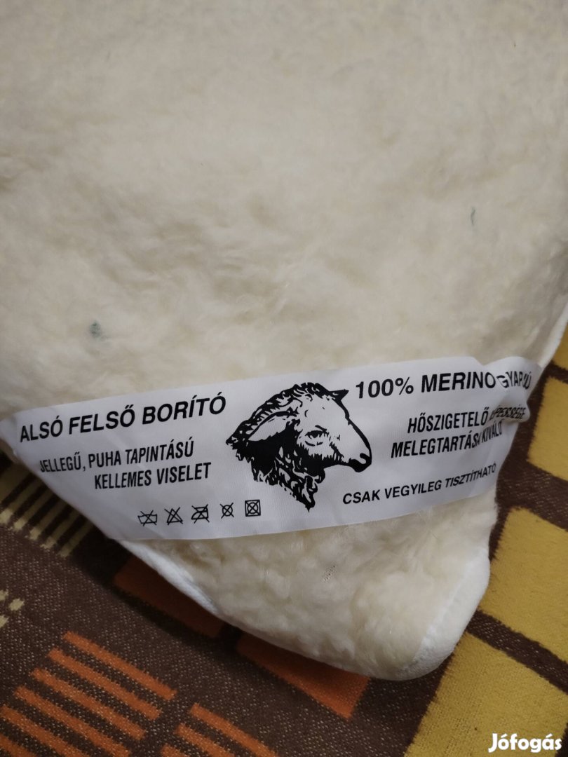 Merino gyapjú párna derékaljal