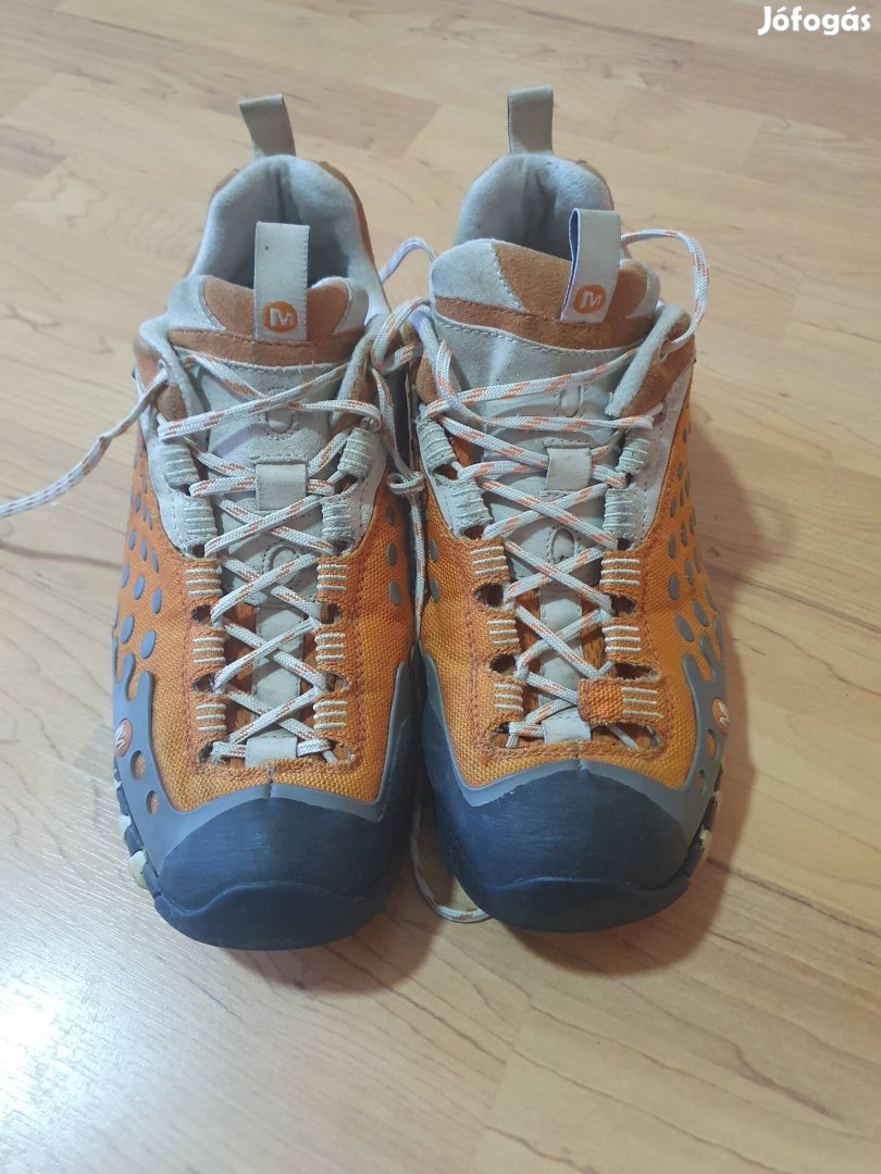 Merrell 41,5-es túracipő unisex