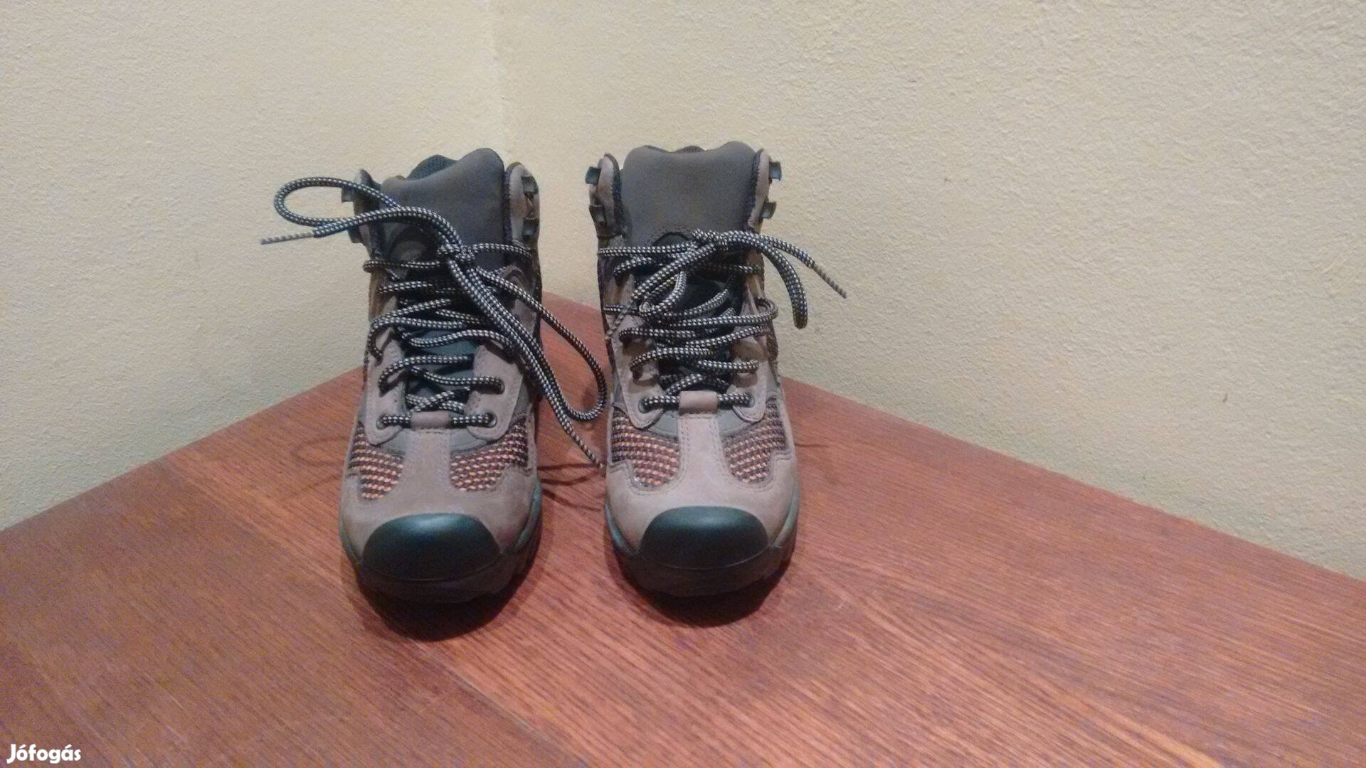 Merrell Cipő bakancs 37.5