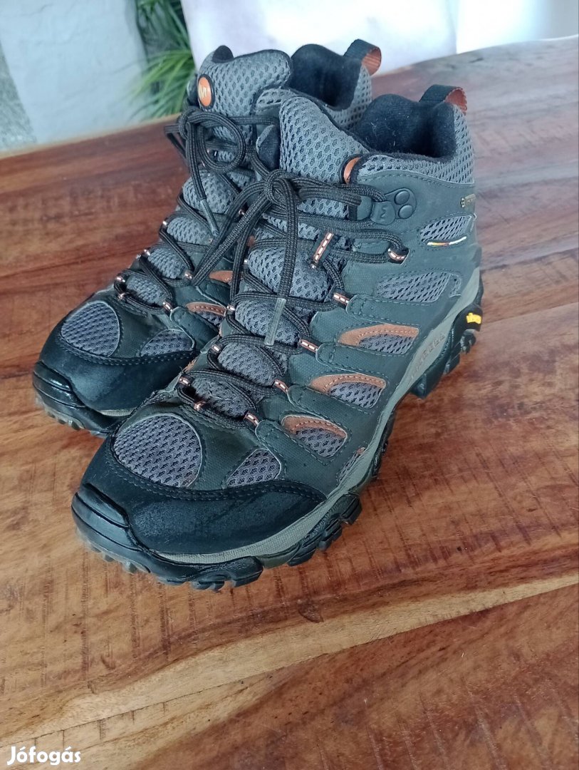 Merrell Gore -Tex 42-es túrabakancs