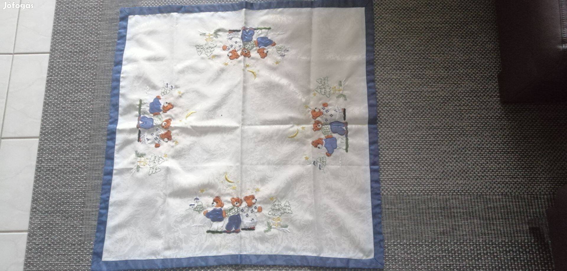 Mese terítő karácsony hímzett abrosz , vagy kreatívkodni is