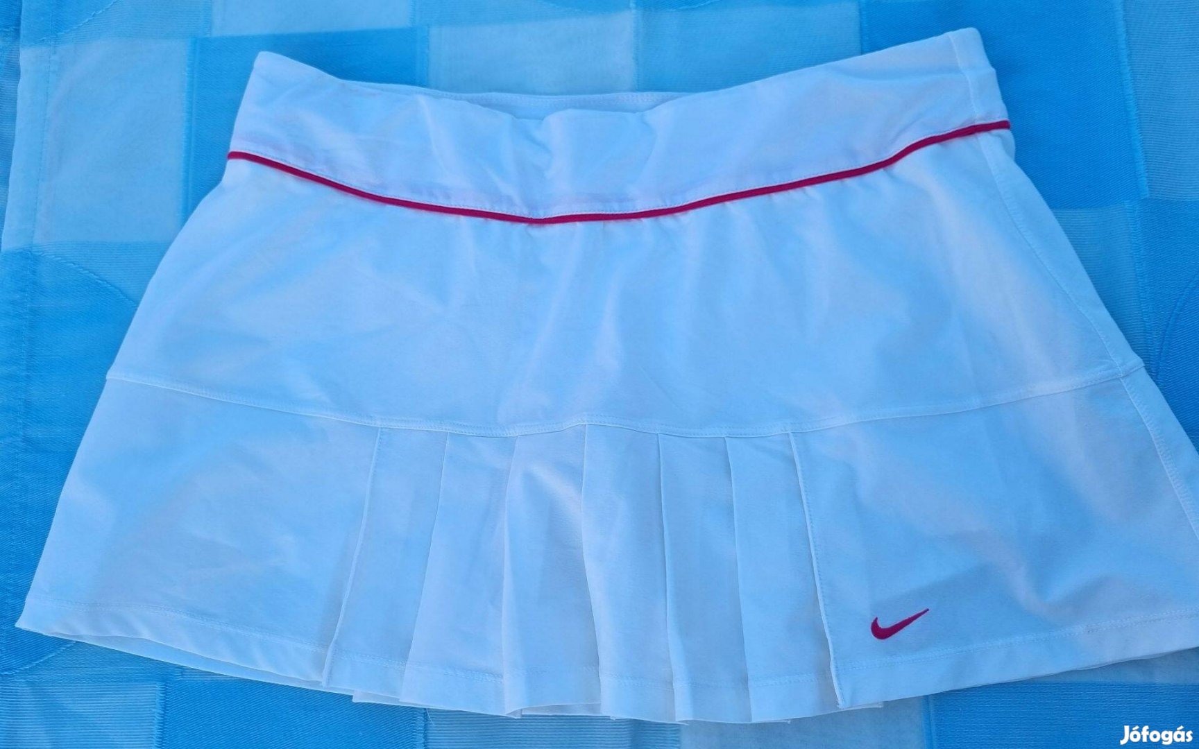 Meseszép Nike tenisz padel vagy pickleball, hockey stb