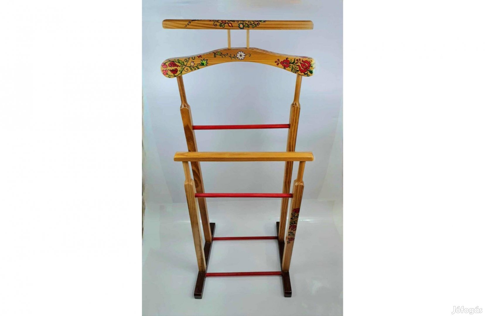 Meseszép, kézzel festett szobainas eladó