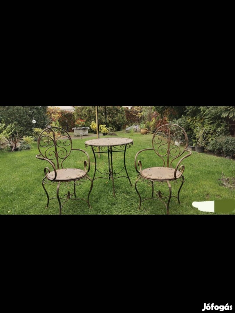 Meseszép kerti garnitúra