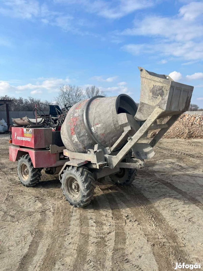 Messersi DBA-H 1000 mobil önjáró betonkeverő mixer