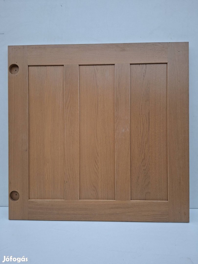 Meszes tölgyfa bútorajtó.