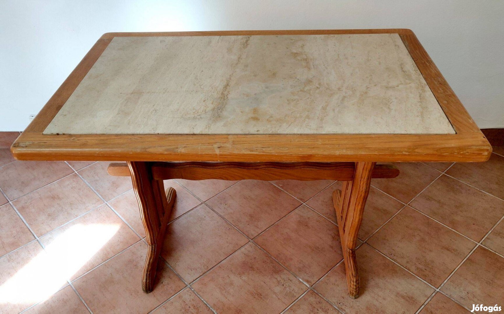 Mészkő asztallapos étkezőasztal, tömörfa, 120x80 cm