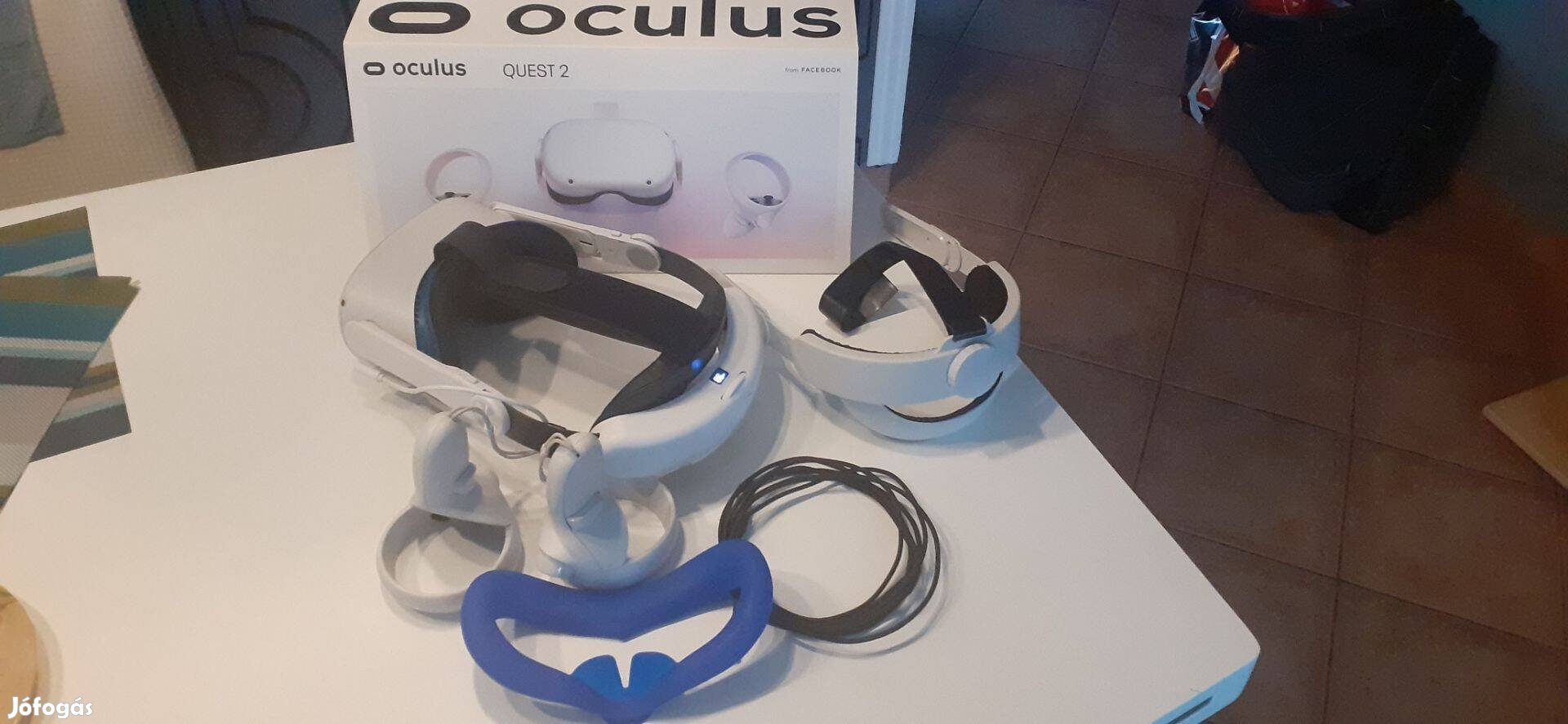 Meta Quest 2 256Gb akkus fejpánttal + tartozékokkal