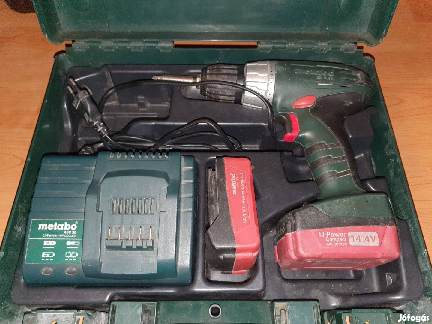 Metabo BS 14,4 akkutöltő