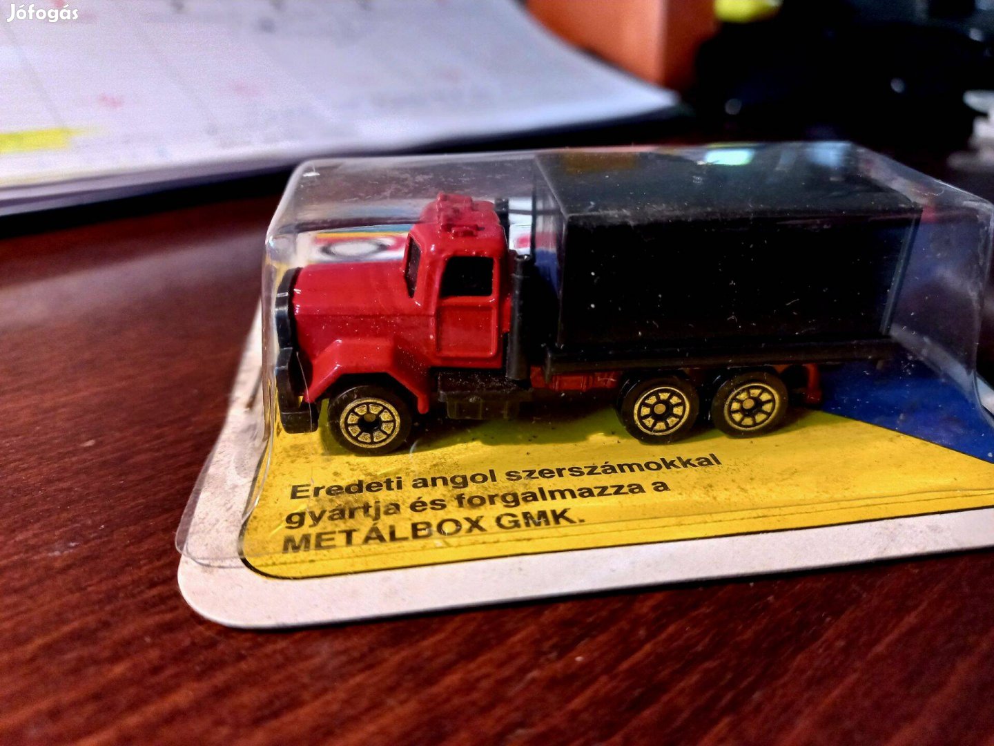 Metalbox Peterbilt Corgi másolat Matchbox méret