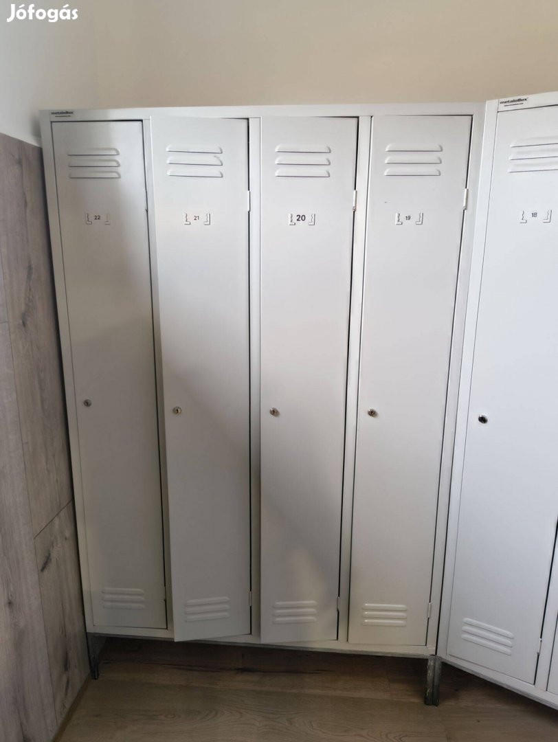 Metalobox öltöző szekrények