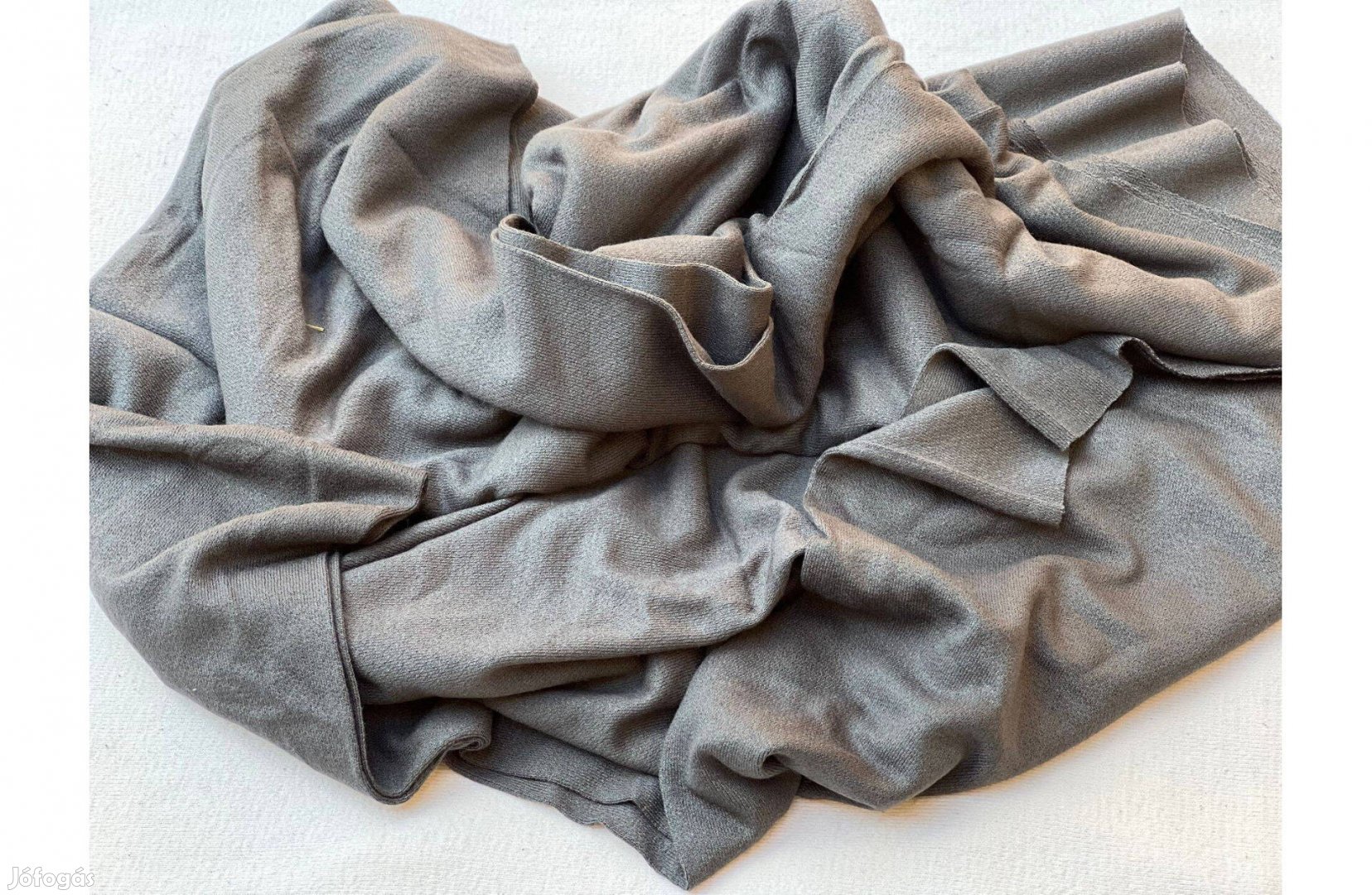 Méteráru - textil dzsörzé sötétszürke