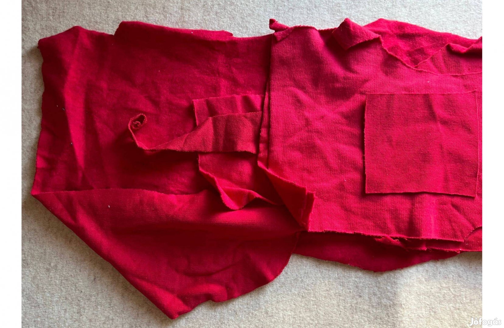 Méteráru, textil futter - szabadidő bolyhos piros