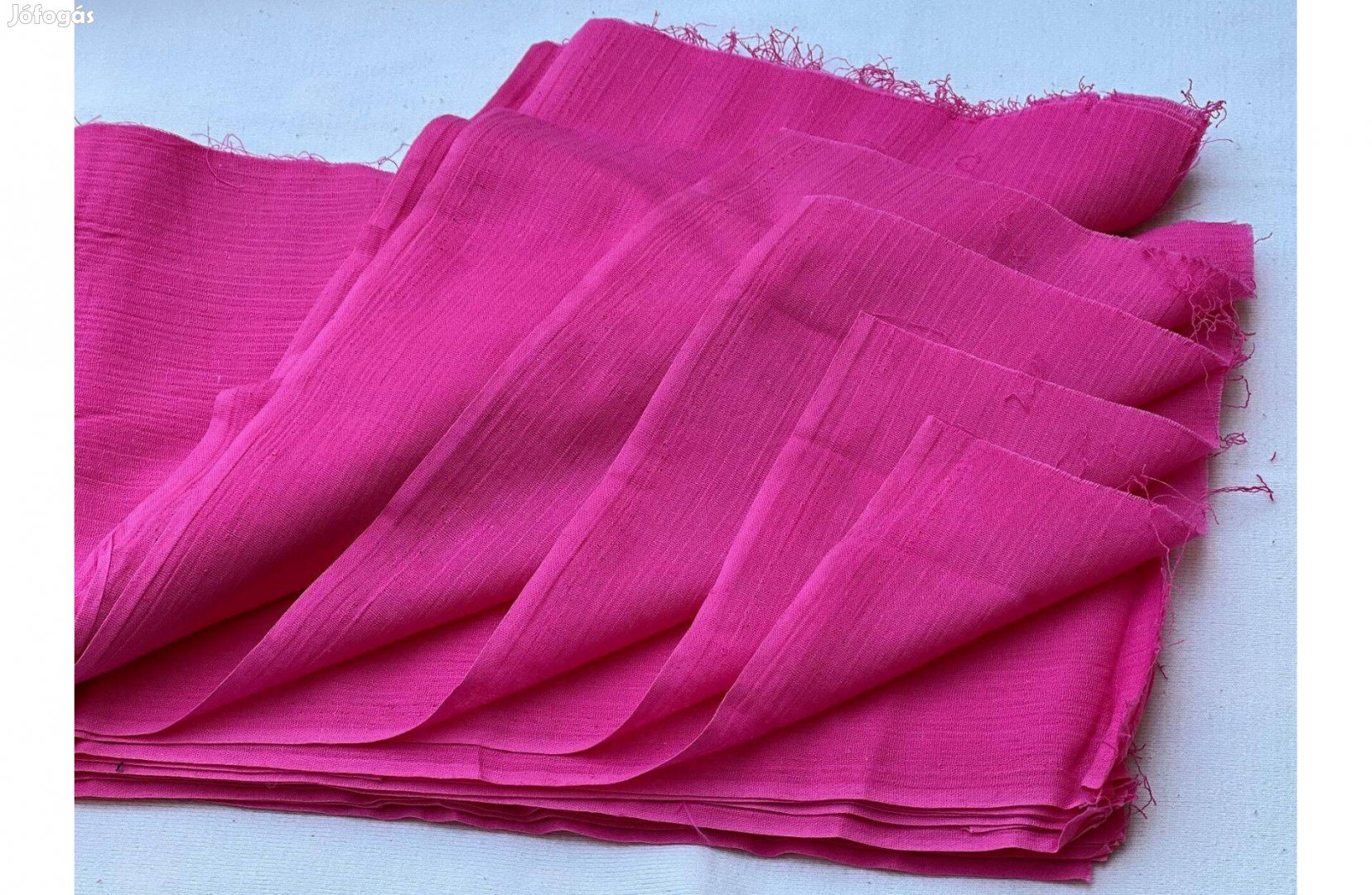 Méteráru textil (gyűrt géz) pink csomagok