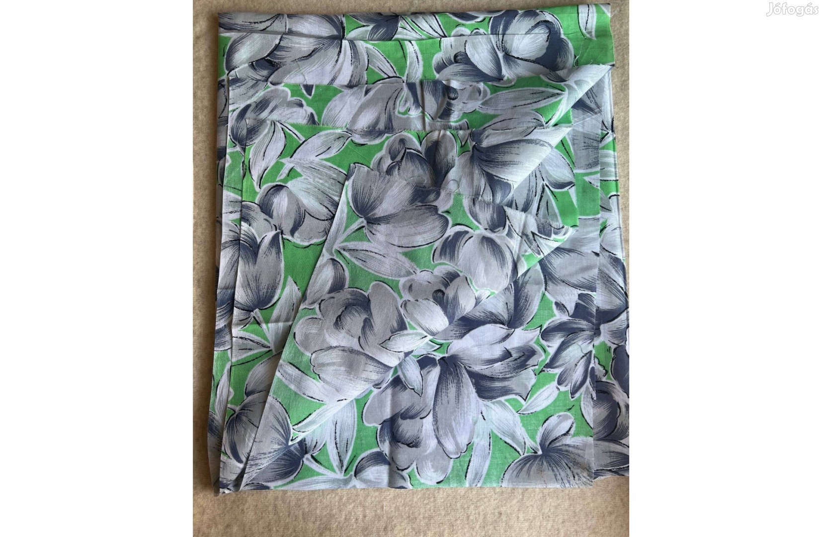 Méteráru textil (karton) liliomos szürke-zöld 1 db