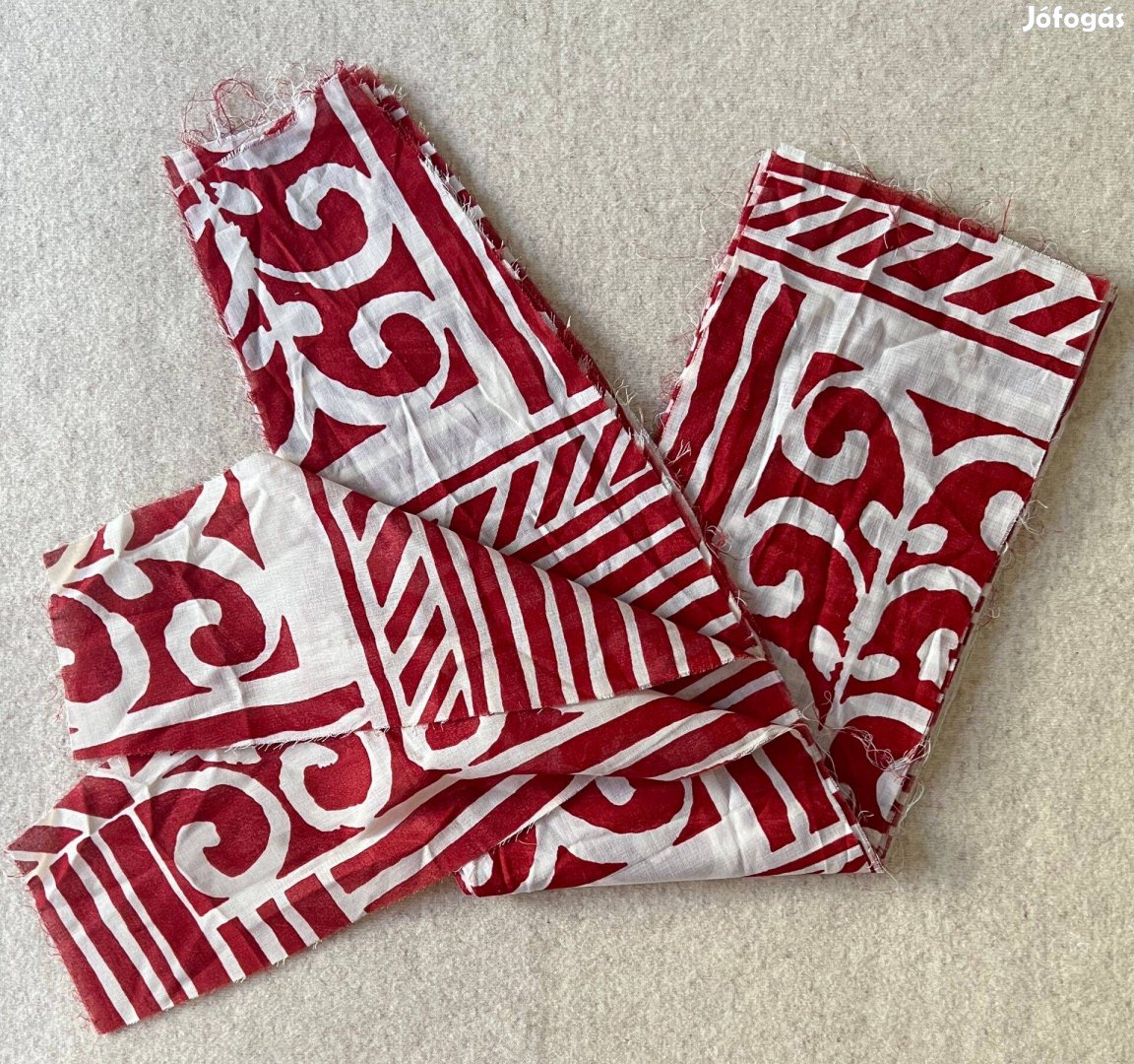 Méteráru textil nem tudom vékony szövet barna, krém, mintás