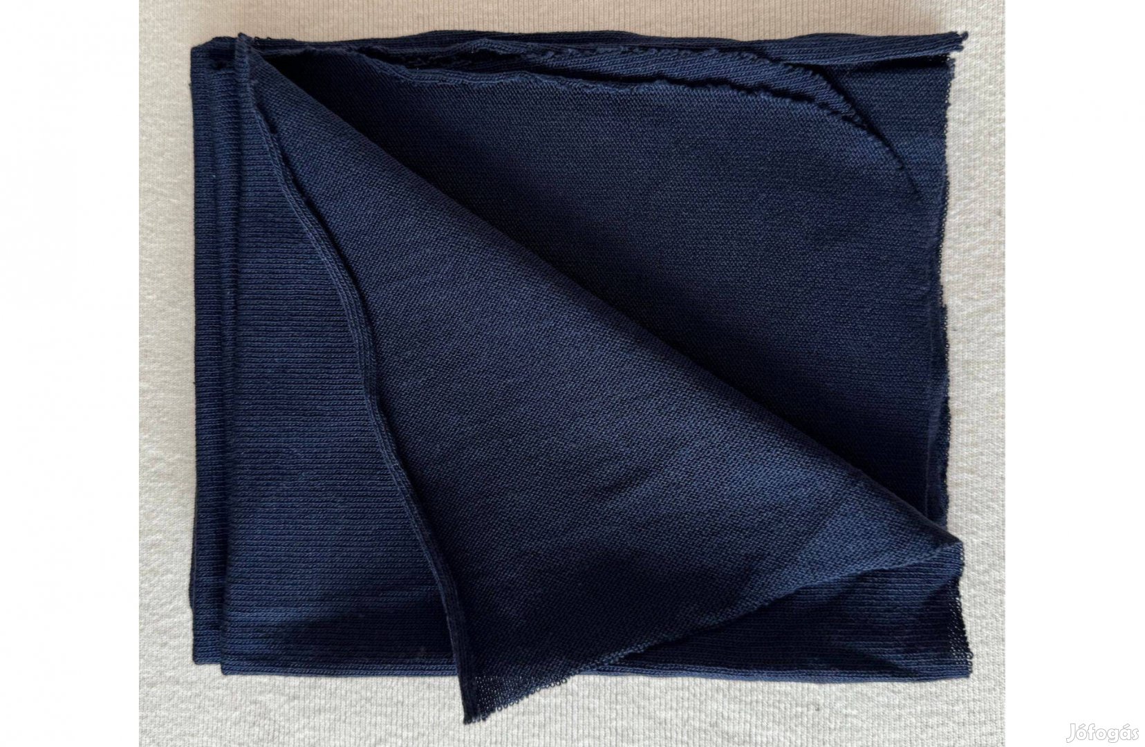 Méteráru textil (passzé) sötétkék 4 db