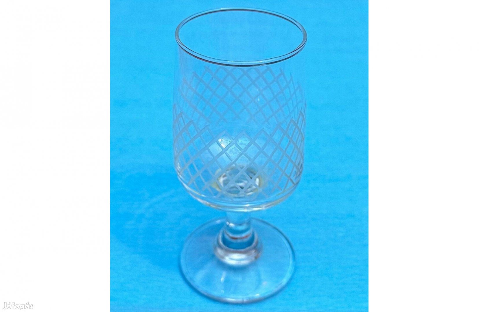 Metszett keresztmintás pohár italos pálinkás üdítős talpas pohár 22 db