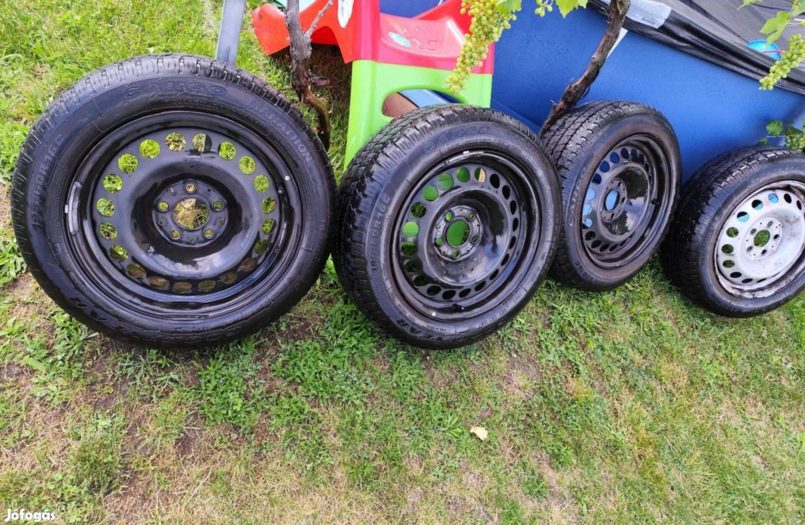 Mewrcedes Felnik Good Year gumikkal eladó