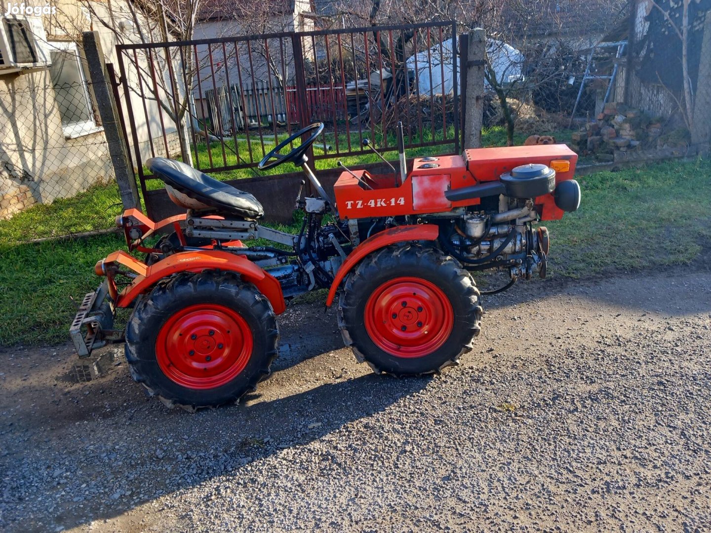 Mezőgazdasági gép kerti traktor 