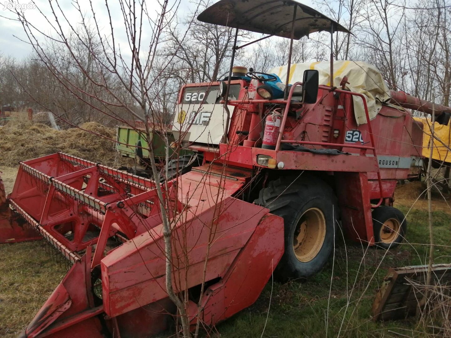 Mf 520 kombájn eladó 