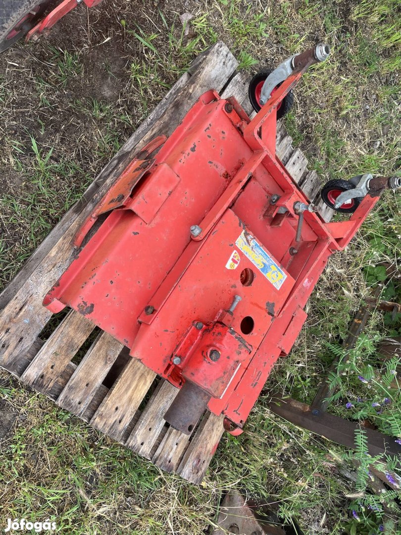 Mf 70, Mf-70, Mf70 kistraktor szárzúzó adapter