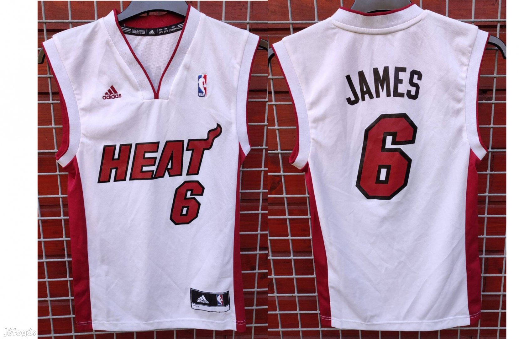 Miami Heat - Lebron James fehér eredeti adidas NBA kosaras mez (2XS)
