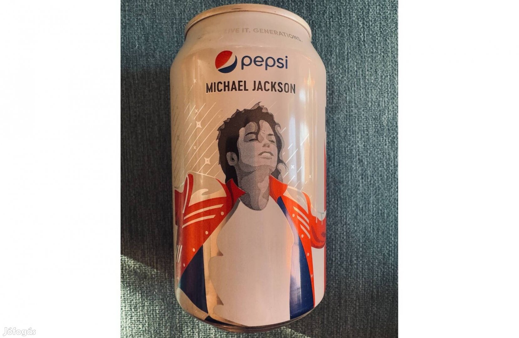 Michael Jackson Pepsi doboz bontatlan