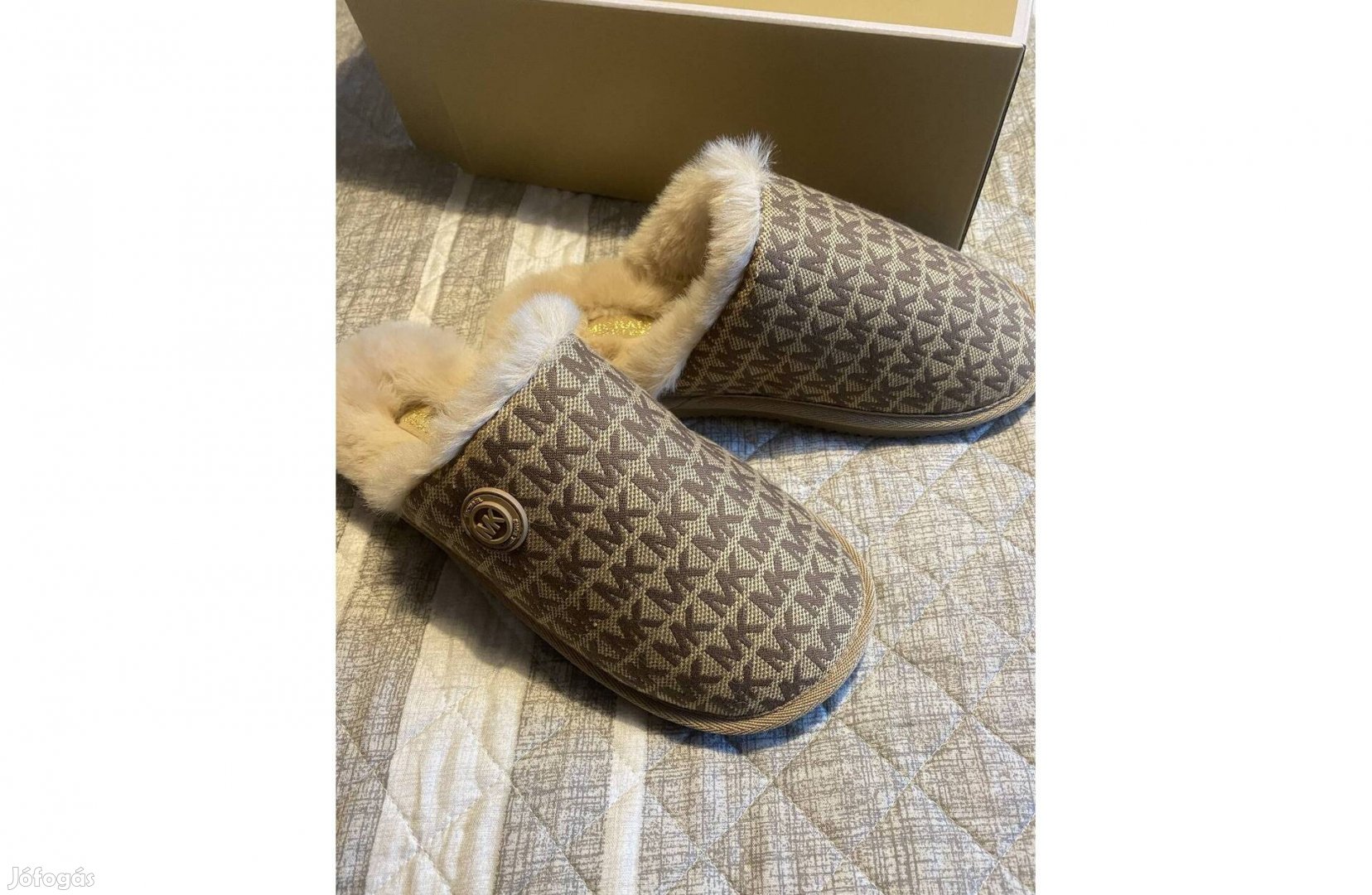 Michael Kors Janis slipper 7M és 10 M méretben