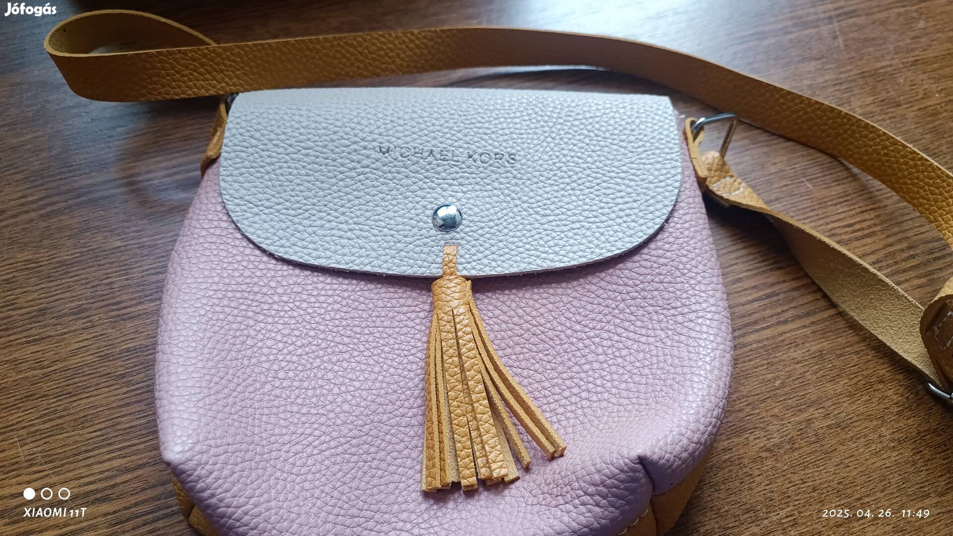 Michael Kors logós bőr teljesen új válltáska. Színes nyári. Posta 